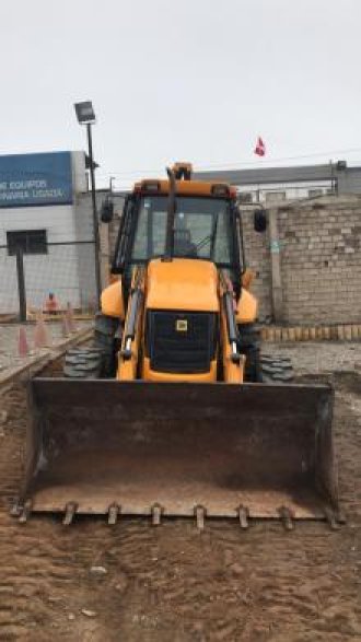 ALQUILER DE RETROEXCVADORA JCB Y MINICARGADOR BOBCAT